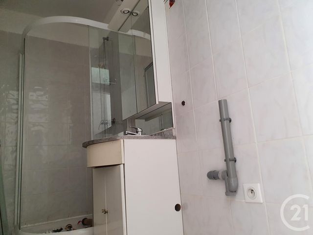 Afficher la photo en grand Appartement T2 à louer - 2 pièces - 35.65 m2 - MARIGNANE - 13 - PROVENCE-ALPES-COTE-D-AZUR - Century 21 Contact Immobilier