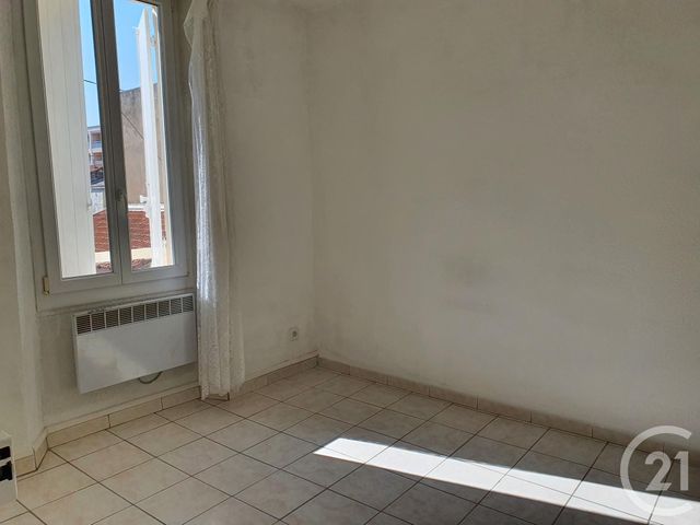 Afficher la photo en grand Appartement T2 à louer - 2 pièces - 35.65 m2 - MARIGNANE - 13 - PROVENCE-ALPES-COTE-D-AZUR - Century 21 Contact Immobilier