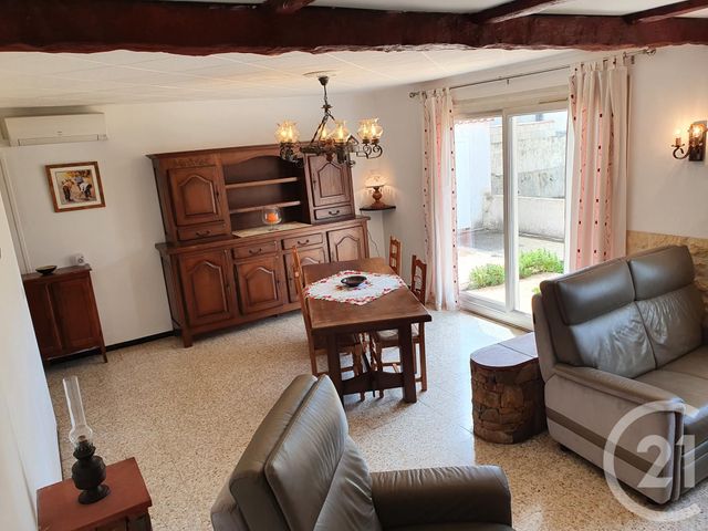 maison à louer - 3 pièces - 80.45 m2 - VITROLLES - 13 - PROVENCE-ALPES-COTE-D-AZUR - Century 21 Contact Immobilier maison à louer - 3 pièces - 80.45 m2 - VITROLLES - 13 - PROVENCE-ALPES-COTE-D-AZUR - Century 21 Contact Immobilier