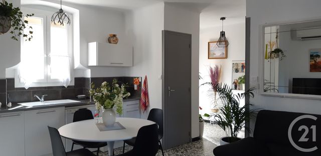 Appartement F3 à vendre - 3 pièces - 50.96 m2 - MALLEMORT - 13 - PROVENCE-ALPES-COTE-D-AZUR - Century 21 Contact Immobilier Appartement F3 à vendre - 3 pièces - 50.96 m2 - MALLEMORT - 13 - PROVENCE-ALPES-COTE-D-AZUR - Century 21 Contact Immobilier