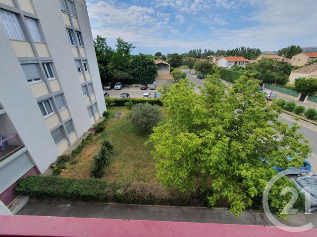 Afficher la photo en grand Appartement T3 à louer - 3 pièces - 53.75 m2 - MARIGNANE - 13 - PROVENCE-ALPES-COTE-D-AZUR - Century 21 Contact Immobilier