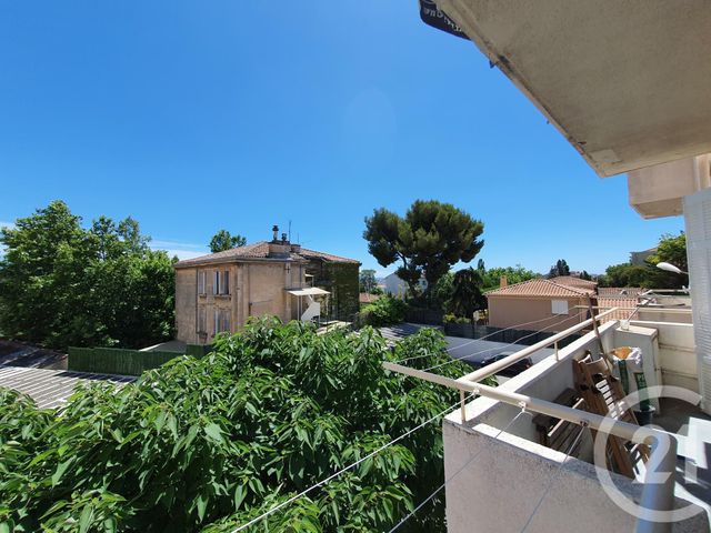 Afficher la photo en grand Appartement T3 à louer - 3 pièces - 65.85 m2 - MARSEILLE - 13004 - PROVENCE-ALPES-COTE-D-AZUR - Century 21 Contact Immobilier