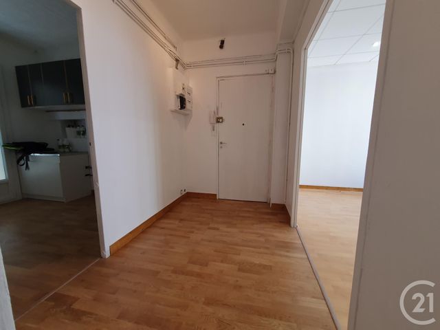 Afficher la photo en grand Appartement T3 à louer - 3 pièces - 65.85 m2 - MARSEILLE - 13004 - PROVENCE-ALPES-COTE-D-AZUR - Century 21 Contact Immobilier