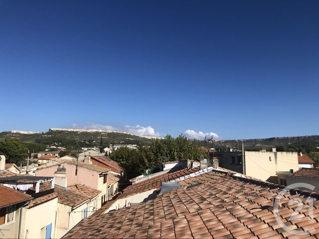 Appartement T2 à louer - 2 pièces - 29.97 m2 - ROGNAC - 13 - PROVENCE-ALPES-COTE-D-AZUR - Century 21 Contact Immobilier