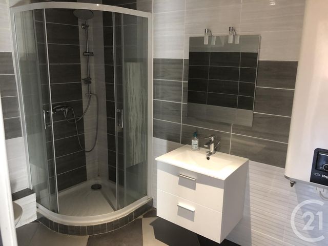 Appartement T2 à louer - 2 pièces - 29.97 m2 - ROGNAC - 13 - PROVENCE-ALPES-COTE-D-AZUR - Century 21 Contact Immobilier