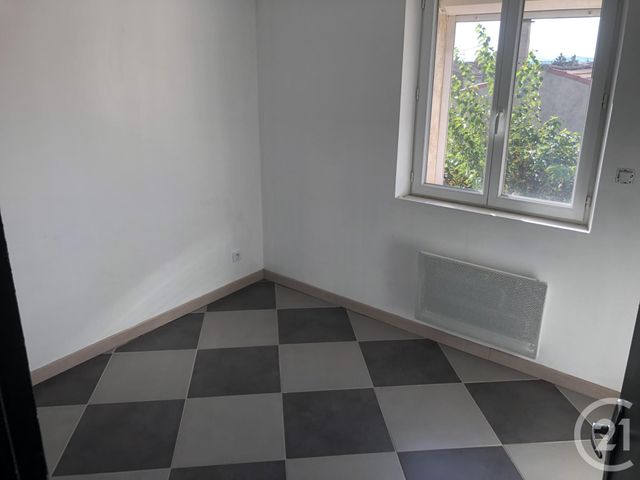 Appartement T2 à louer - 2 pièces - 29.97 m2 - ROGNAC - 13 - PROVENCE-ALPES-COTE-D-AZUR - Century 21 Contact Immobilier