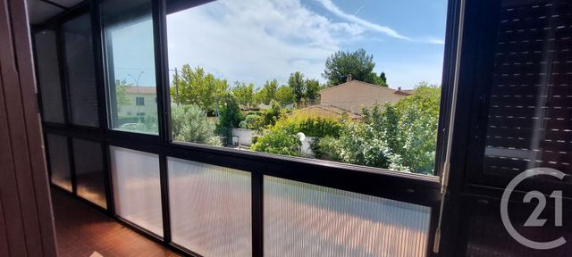 Afficher la photo en grand Appartement F4 à vendre - 4 pièces - 77.78 m2 - MARIGNANE - 13 - PROVENCE-ALPES-COTE-D-AZUR - Century 21 Contact Immobilier