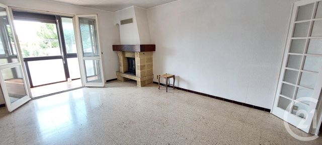 Afficher la photo en grand Appartement F4 à vendre - 4 pièces - 77.78 m2 - MARIGNANE - 13 - PROVENCE-ALPES-COTE-D-AZUR - Century 21 Contact Immobilier