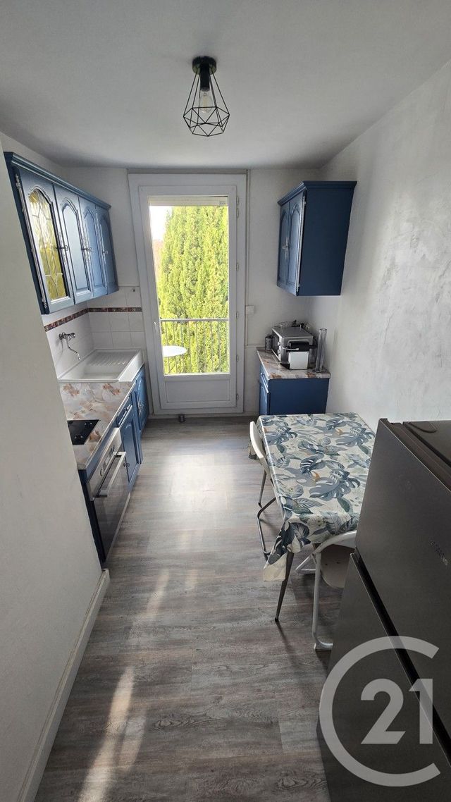 Appartement T2 à louer - 2 pièces - 51.23 m2 - MARIGNANE - 13 - PROVENCE-ALPES-COTE-D-AZUR - Century 21 Contact Immobilier