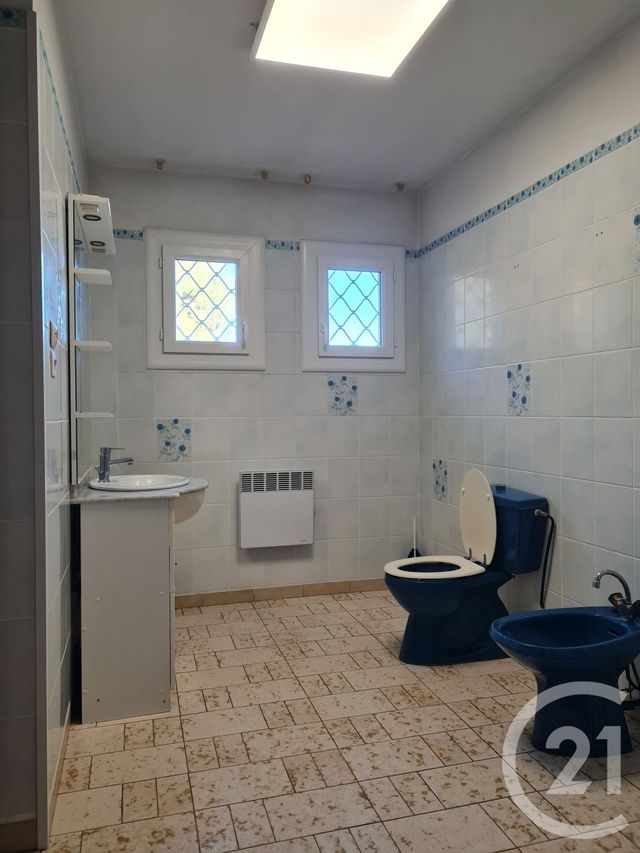 maison à louer - 6 pièces - 119.71 m2 - MARTIGUES - 13 - PROVENCE-ALPES-COTE-D-AZUR - Century 21 Contact Immobilier