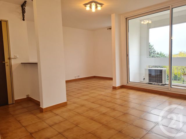 Appartement T3 à louer - 3 pièces - 69.46 m2 - MARIGNANE - 13 - PROVENCE-ALPES-COTE-D-AZUR - Century 21 Contact Immobilier