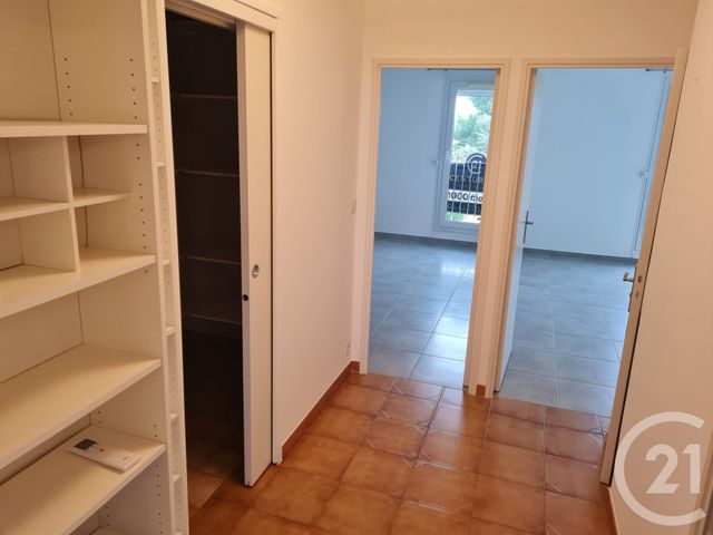 Appartement T3 à louer - 3 pièces - 69.46 m2 - MARIGNANE - 13 - PROVENCE-ALPES-COTE-D-AZUR - Century 21 Contact Immobilier