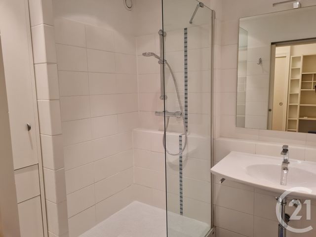 Appartement T3 à louer - 3 pièces - 69.46 m2 - MARIGNANE - 13 - PROVENCE-ALPES-COTE-D-AZUR - Century 21 Contact Immobilier