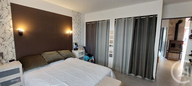Afficher la photo en grand Appartement F5 à vendre - 5 pièces - 107.0 m2 - MARIGNANE - 13 - PROVENCE-ALPES-COTE-D-AZUR - Century 21 Contact Immobilier