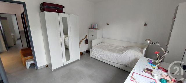 Afficher la photo en grand Appartement F5 à vendre - 5 pièces - 107.0 m2 - MARIGNANE - 13 - PROVENCE-ALPES-COTE-D-AZUR - Century 21 Contact Immobilier
