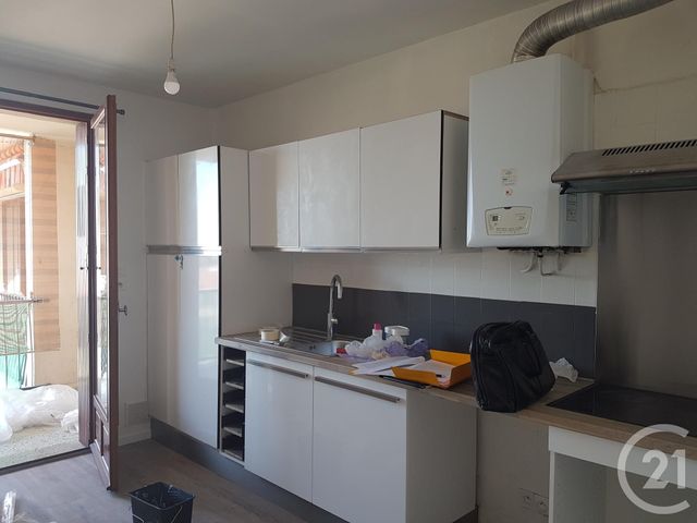 Afficher la photo en grand Appartement T3 à louer - 3 pièces - 62.18 m2 - VITROLLES - 13 - PROVENCE-ALPES-COTE-D-AZUR - Century 21 Contact Immobilier