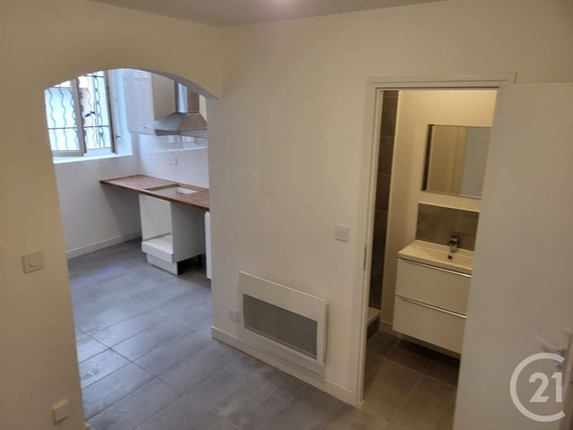 Appartement Studio à louer - 1 pièce - 17.02 m2 - MARIGNANE - 13 - PROVENCE-ALPES-COTE-D-AZUR - Century 21 Contact Immobilier