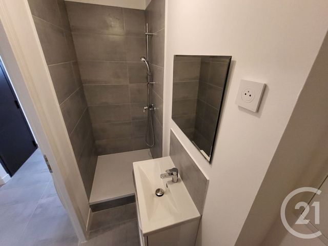 Appartement Studio à louer - 1 pièce - 17.02 m2 - MARIGNANE - 13 - PROVENCE-ALPES-COTE-D-AZUR - Century 21 Contact Immobilier