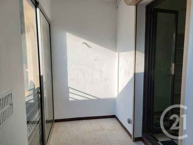 Appartement T2 à louer - 2 pièces - 48.02 m2 - MARIGNANE - 13 - PROVENCE-ALPES-COTE-D-AZUR - Century 21 Contact Immobilier