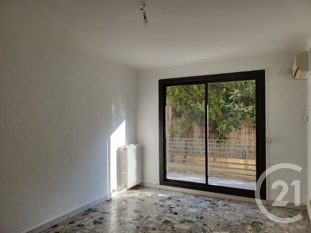 Appartement T2 à louer - 2 pièces - 48.02 m2 - MARIGNANE - 13 - PROVENCE-ALPES-COTE-D-AZUR - Century 21 Contact Immobilier