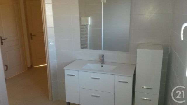 maison à louer - 4 pièces - 73.17 m2 - GIGNAC LA NERTHE - 13 - PROVENCE-ALPES-COTE-D-AZUR - Century 21 Contact Immobilier