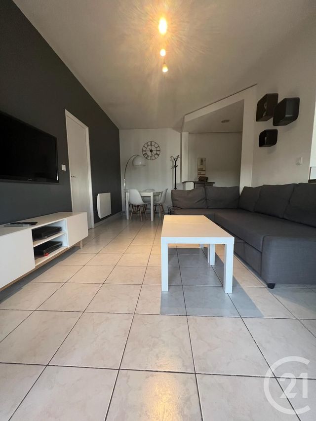 Afficher la photo en grand Appartement F2 à vendre - 2 pièces - 42.03 m2 - MARIGNANE - 13 - PROVENCE-ALPES-COTE-D-AZUR - Century 21 Contact Immobilier
