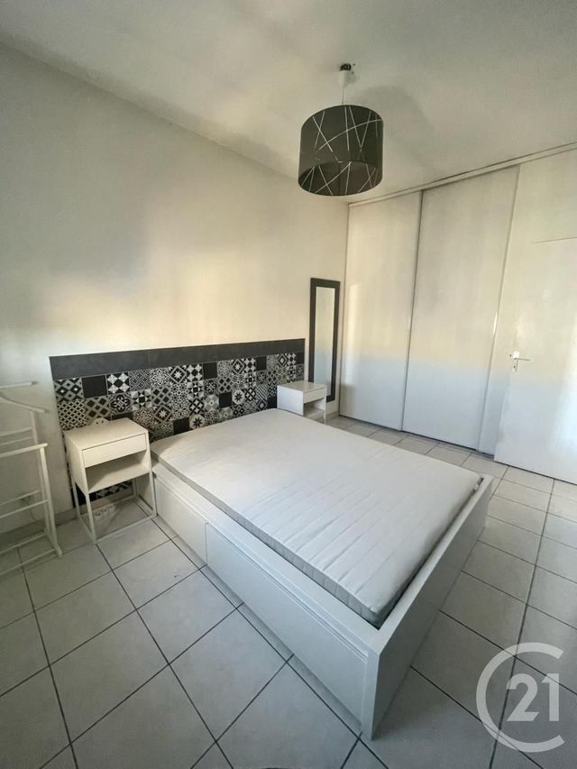 Afficher la photo en grand Appartement F2 à vendre - 2 pièces - 42.03 m2 - MARIGNANE - 13 - PROVENCE-ALPES-COTE-D-AZUR - Century 21 Contact Immobilier