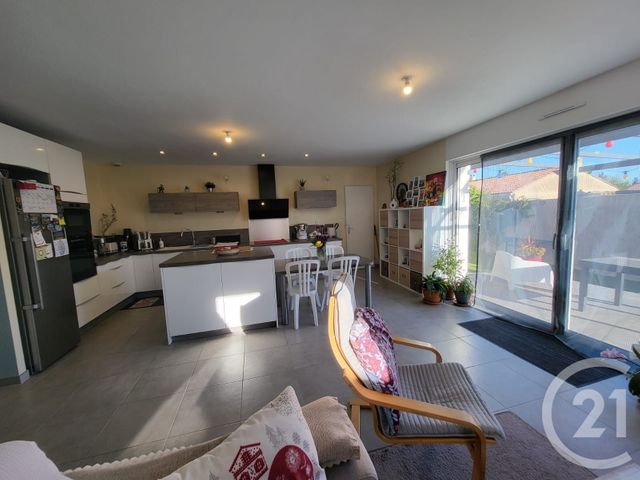 maison à vendre - 4 pièces - 106.29 m2 - SENAS - 13 - PROVENCE-ALPES-COTE-D-AZUR - Century 21 Contact Immobilier