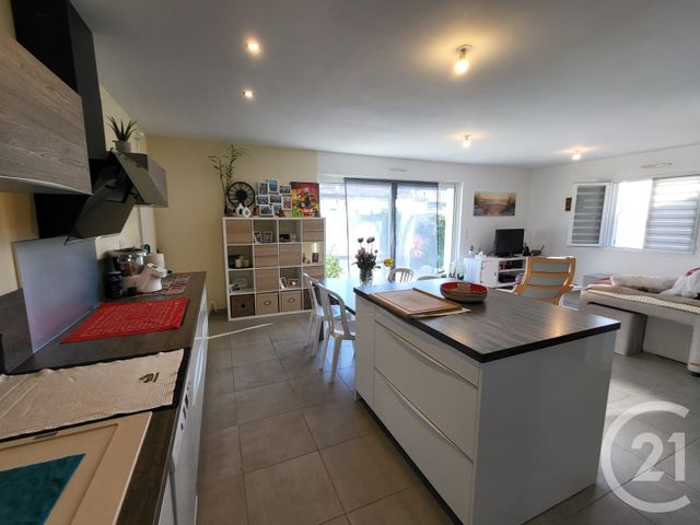 maison à vendre - 4 pièces - 106.29 m2 - SENAS - 13 - PROVENCE-ALPES-COTE-D-AZUR - Century 21 Contact Immobilier