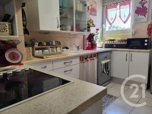 maison à vendre - 8 pièces - 250.0 m2 - MARIGNANE - 13 - PROVENCE-ALPES-COTE-D-AZUR - Century 21 Contact Immobilier