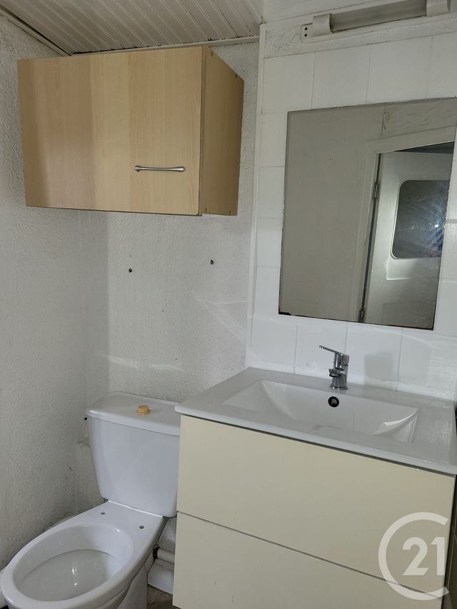 Appartement T3 à louer - 3 pièces - 39.54 m2 - GIGNAC LA NERTHE - 13 - PROVENCE-ALPES-COTE-D-AZUR - Century 21 Contact Immobilier