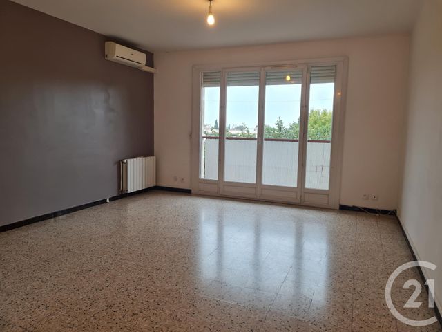 Appartement T3 à louer - 3 pièces - 70.77 m2 - ROGNAC - 13 - PROVENCE-ALPES-COTE-D-AZUR - Century 21 Contact Immobilier