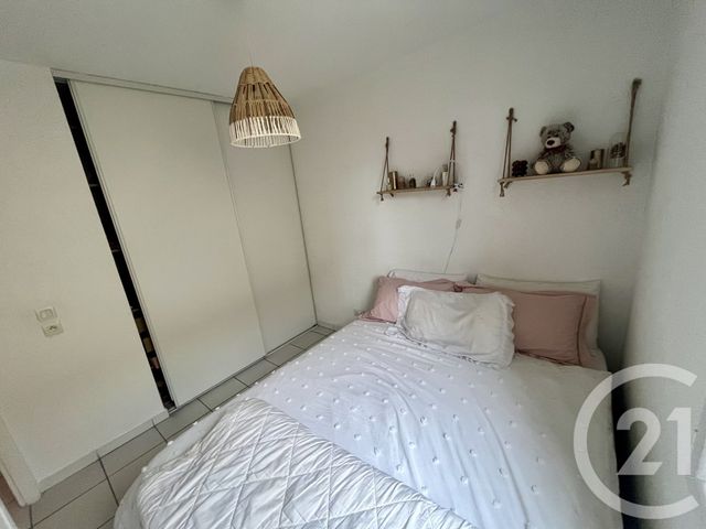 Appartement T2 à louer - 2 pièces - 35.9 m2 - SALON DE PROVENCE - 13 - PROVENCE-ALPES-COTE-D-AZUR - Century 21 Contact Immobilier