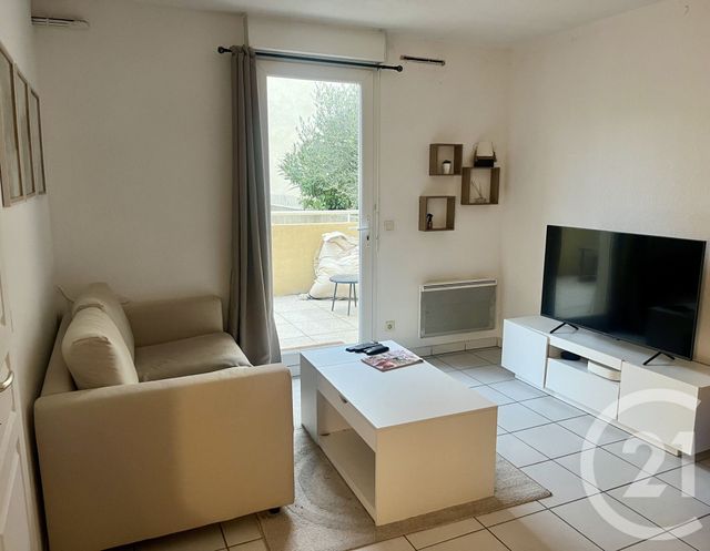 Appartement T2 à louer - 2 pièces - 35.9 m2 - SALON DE PROVENCE - 13 - PROVENCE-ALPES-COTE-D-AZUR - Century 21 Contact Immobilier