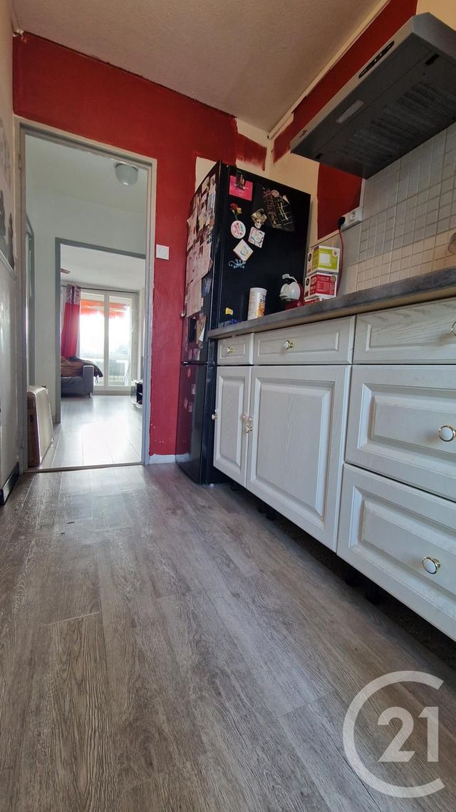 Appartement F4 à vendre - 4 pièces - 75.5 m2 - MARIGNANE - 13 - PROVENCE-ALPES-COTE-D-AZUR - Century 21 Contact Immobilier