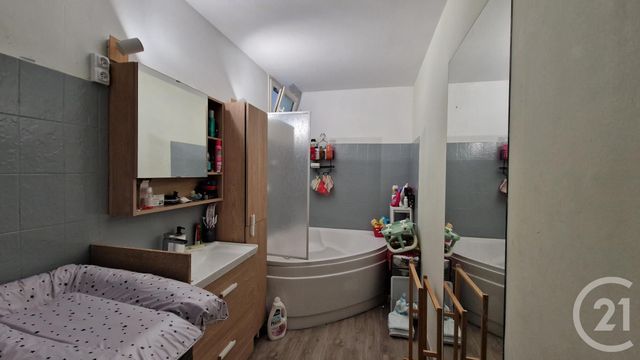 Appartement F4 à vendre - 4 pièces - 75.5 m2 - MARIGNANE - 13 - PROVENCE-ALPES-COTE-D-AZUR - Century 21 Contact Immobilier