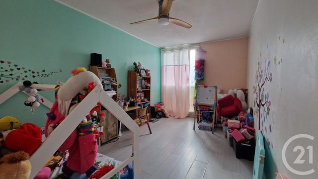 Appartement F4 à vendre - 4 pièces - 75.5 m2 - MARIGNANE - 13 - PROVENCE-ALPES-COTE-D-AZUR - Century 21 Contact Immobilier