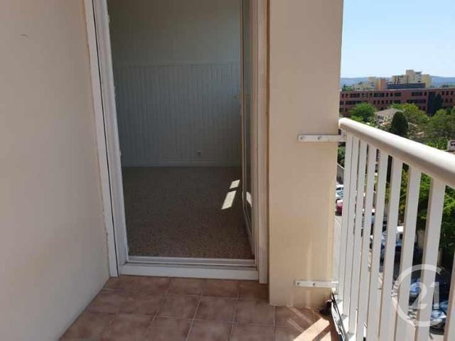 Appartement T3 à louer - 3 pièces - 58.44 m2 - MARIGNANE - 13 - PROVENCE-ALPES-COTE-D-AZUR - Century 21 Contact Immobilier