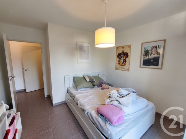 Appartement T3 à vendre - 3 pièces - 56.89 m2 - GIGNAC LA NERTHE - 13 - PROVENCE-ALPES-COTE-D-AZUR - Century 21 Contact Immobilier