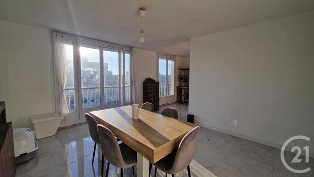 Appartement à vendre - 4 pièces - 75.0 m2 - 13 - PROVENCE-ALPES-COTE-D-AZUR - Century 21 Contact Immobilier