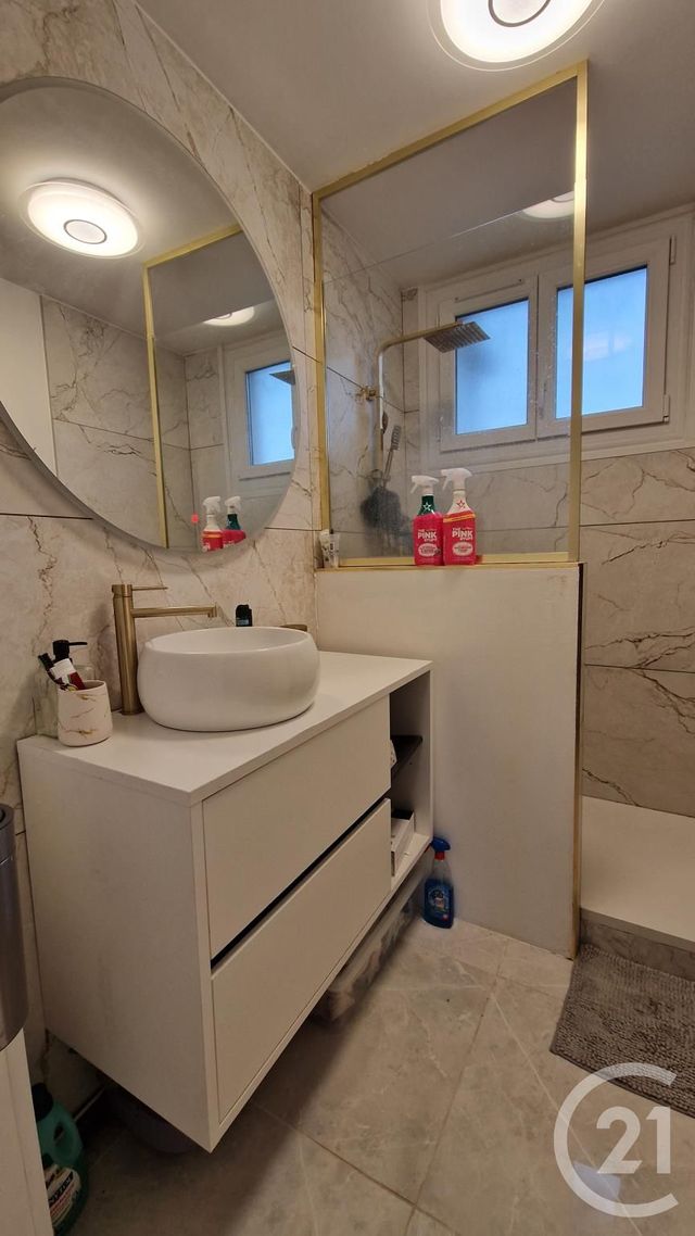 Appartement à vendre - 4 pièces - 75.0 m2 - 13 - PROVENCE-ALPES-COTE-D-AZUR - Century 21 Contact Immobilier