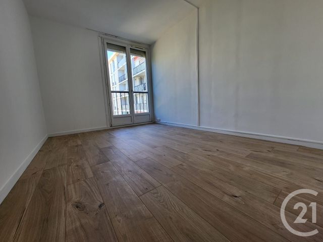 Appartement T3 à louer - 4 pièces - 71.37 m2 - MARIGNANE - 13 - PROVENCE-ALPES-COTE-D-AZUR - Century 21 Contact Immobilier
