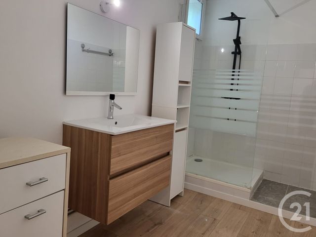 Appartement T3 à louer - 4 pièces - 71.37 m2 - MARIGNANE - 13 - PROVENCE-ALPES-COTE-D-AZUR - Century 21 Contact Immobilier
