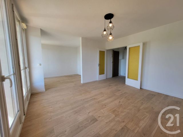 Appartement T3 à louer - 4 pièces - 71.37 m2 - MARIGNANE - 13 - PROVENCE-ALPES-COTE-D-AZUR - Century 21 Contact Immobilier