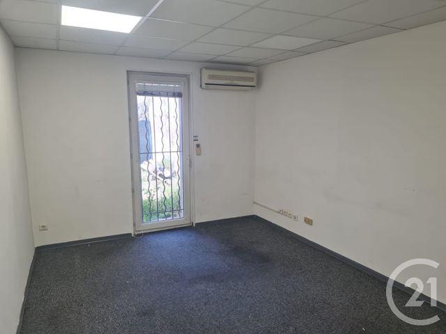 commerce à louer - 58.0 m2 - MARIGNANE - 13 - PROVENCE-ALPES-COTE-D-AZUR - Century 21 Contact Immobilier