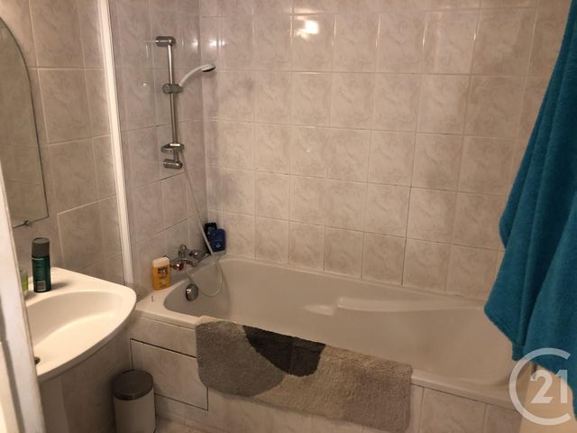 Appartement Duplex à louer - 2 pièces - 51.98 m2 - MARTIGUES - 13 - PROVENCE-ALPES-COTE-D-AZUR - Century 21 Contact Immobilier