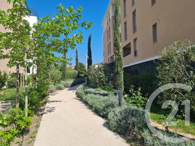 Appartement T2 à louer - 2 pièces - 37.15 m2 - MARIGNANE - 13 - PROVENCE-ALPES-COTE-D-AZUR - Century 21 Contact Immobilier
