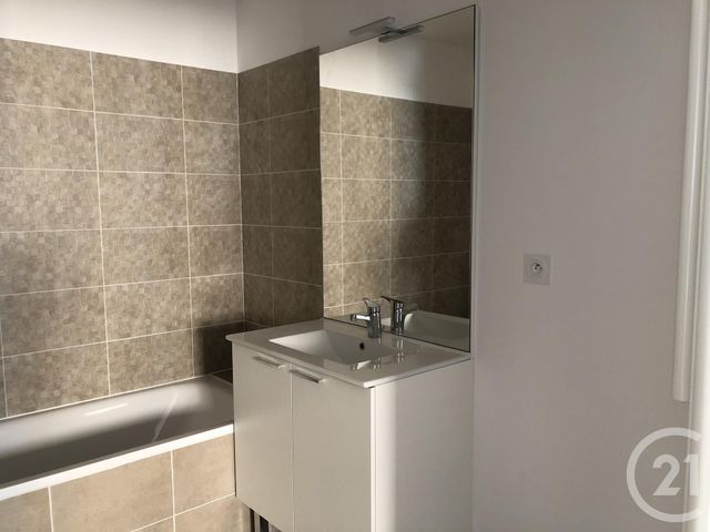 Appartement T2 à louer - 2 pièces - 37.15 m2 - MARIGNANE - 13 - PROVENCE-ALPES-COTE-D-AZUR - Century 21 Contact Immobilier