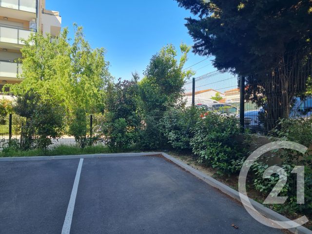 Appartement T2 à louer - 2 pièces - 37.15 m2 - MARIGNANE - 13 - PROVENCE-ALPES-COTE-D-AZUR - Century 21 Contact Immobilier