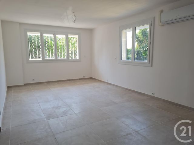 Appartement T4 à louer - 4 pièces - 73.74 m2 - MARIGNANE - 13 - PROVENCE-ALPES-COTE-D-AZUR - Century 21 Contact Immobilier